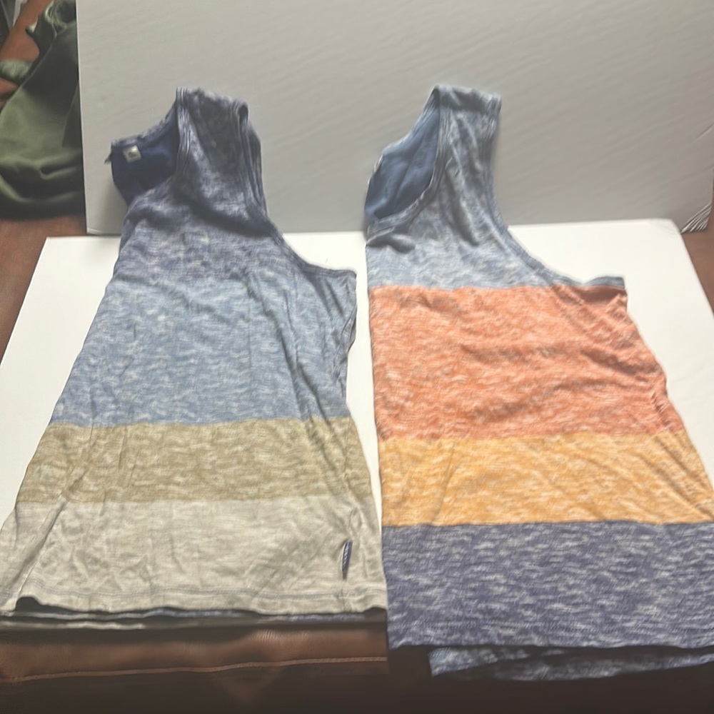 Set of 2 Rowm (Dillards) Men’s Tank tops XL never worn